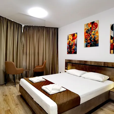 Cabacum Pleasure Beachfront - 50m To And Pool Апартаменти Варна